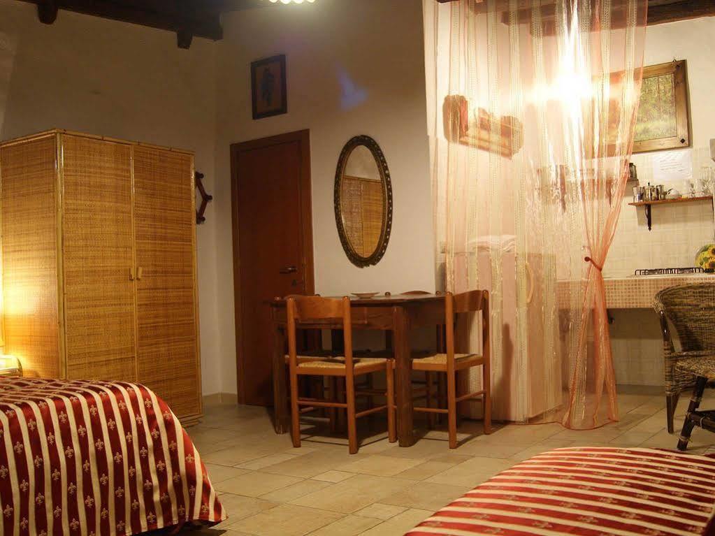 Borgo San Martino Hotel Bra Exterior photo